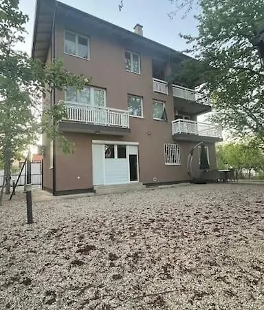 بيت النهر Ferienhaus *