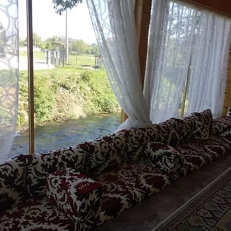 بيت النهر
